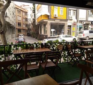 Tostuyevski Besyuzevler Istanbul